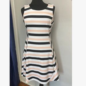 3-29 Worthington stripe dress 12 NWT sleeveless